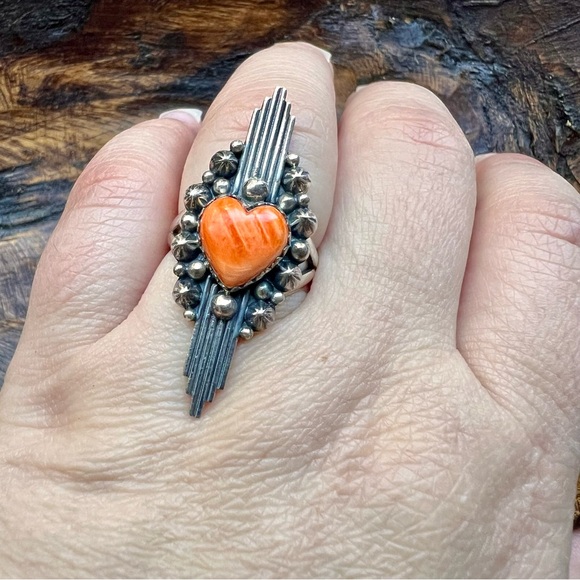 925 Sterling Silver & Spiny Oyster Heart Ring Size 8 •Southwestern• - Picture 5 of 10
